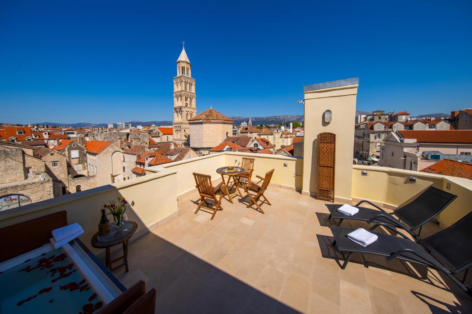 Terazza Grande In Diocletian Tower Leilighet Split Eksteriør bilde
